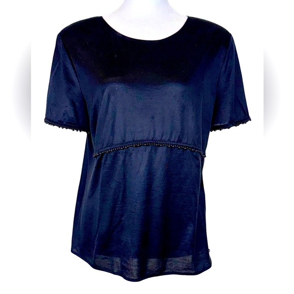 CHANEL SHORT SLEEVE TOP IN BLACK - Picture 1 of 8